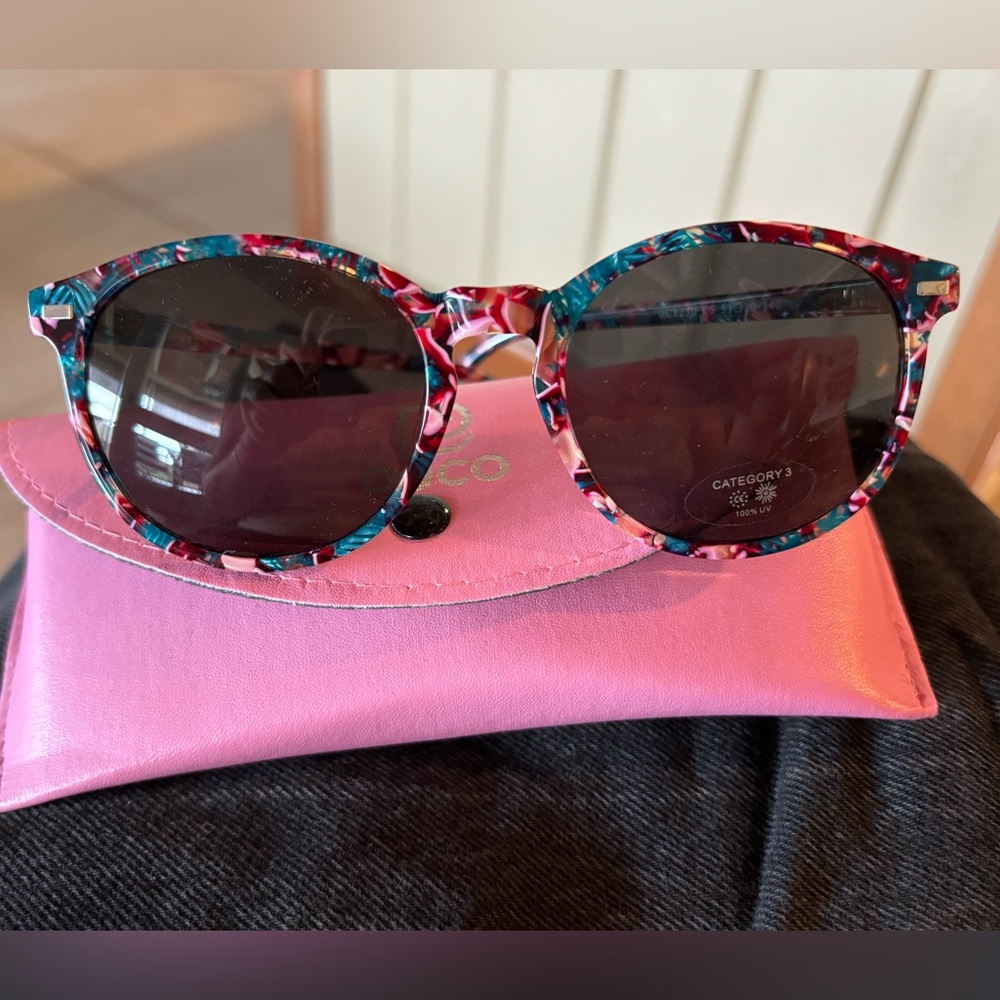 Multicolor floral sunglasses